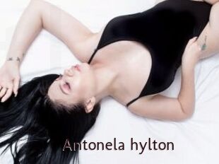 Antonela_hylton
