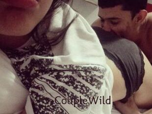 Couple_Wild