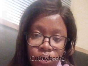 Cutieyboobz