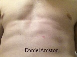 Daniel_Aniston
