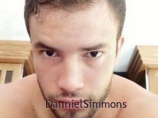 Danniel_Simmons