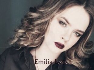 Emilia_Foxx