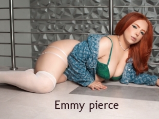 Emmy_pierce