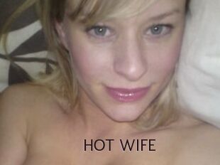 HOT_WIFE