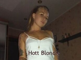 Hott_Blondie