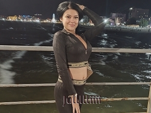 Jullllliiii