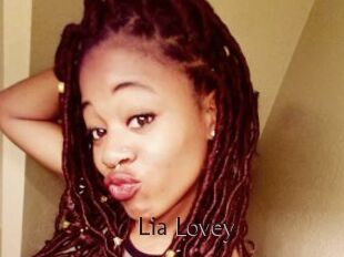 Lia_Lovey