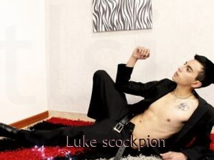Luke_scockpion