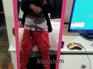 Maxxium