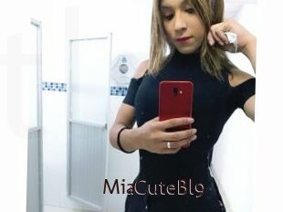 MiaCuteBl9