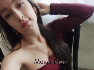 Meganbleid