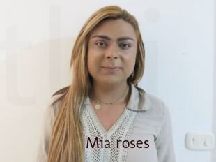 Mia_roses