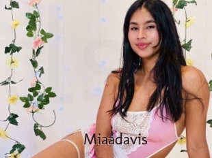 miaadavis Top listen server