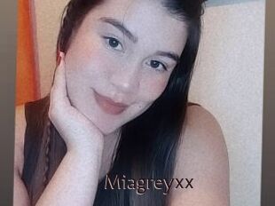 Miagreyxx