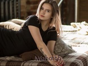 Miahotbb