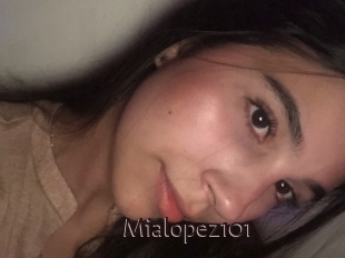 Mialopez101