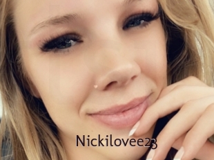 Nickilovee23