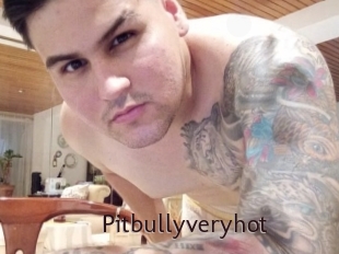 Pitbullyveryhot