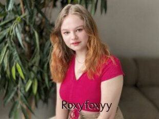 Roxyfoxyy