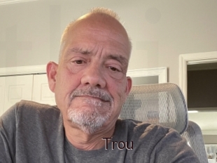 trou Top listen server