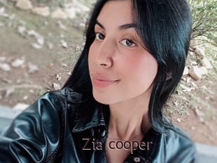 Zia_cooper